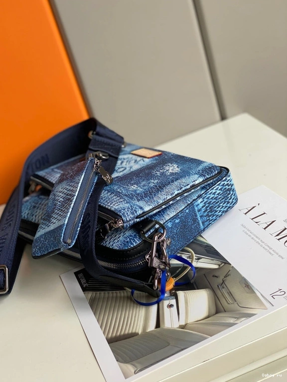 MESSENGER TRIO VUITTON LOUIS 0814